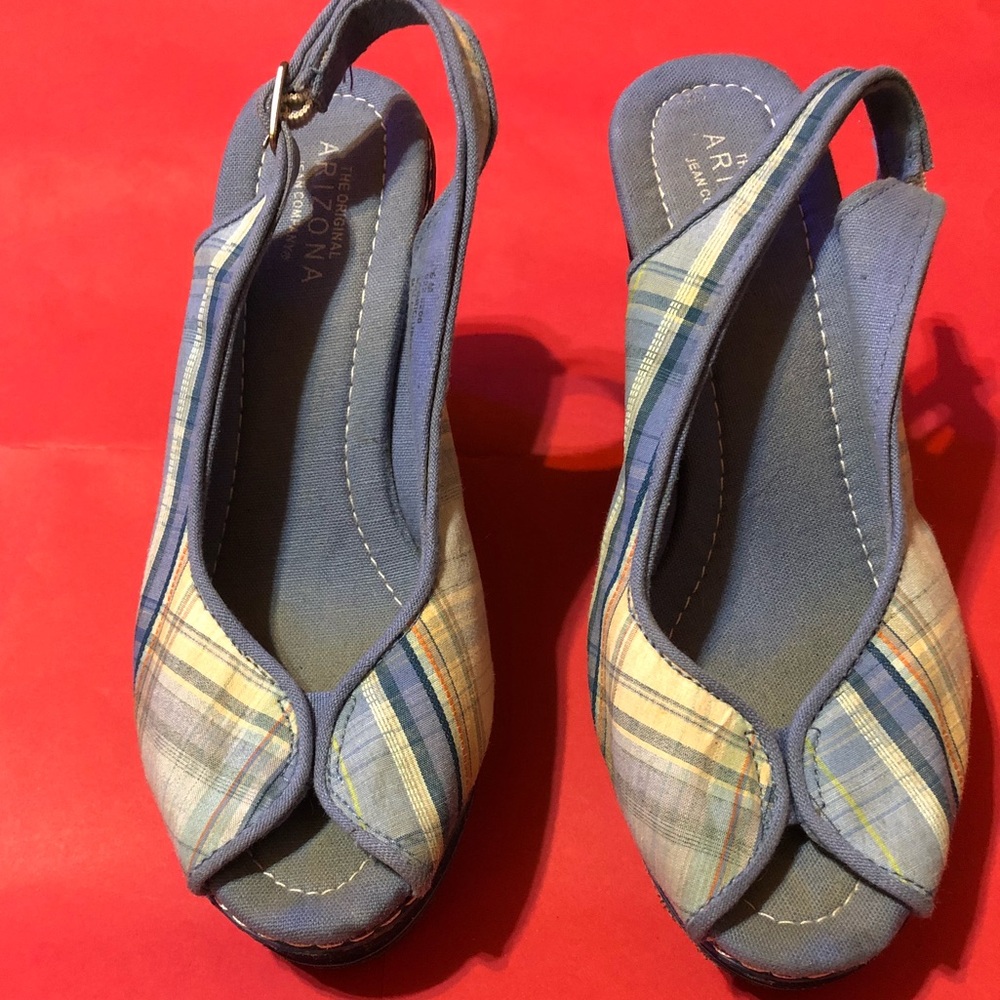 🌞 Super cute & Comfy Blue Wedges